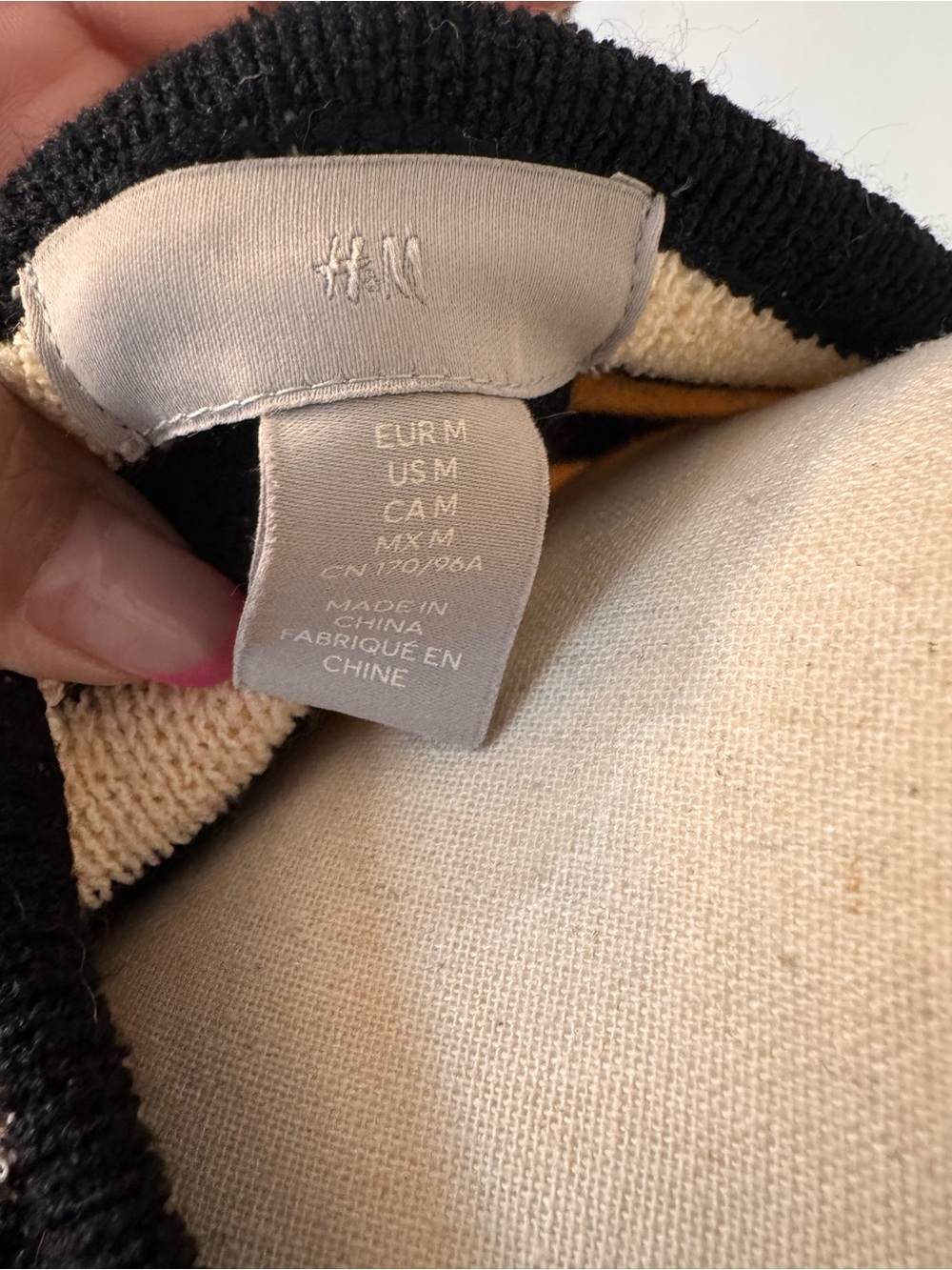 H&M Black and Cream Striped Button-Front Cardigan - Picture 6 of 6